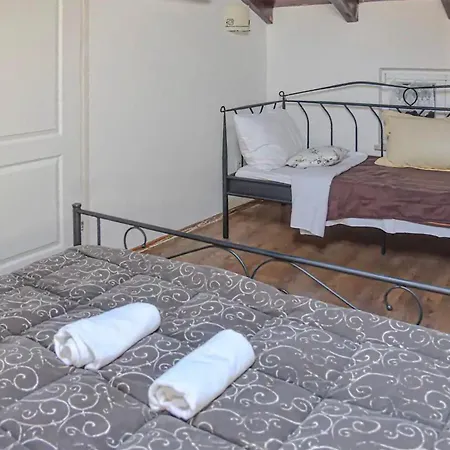 Beautiful In With Sauna Holiday home Moscenicka Draga