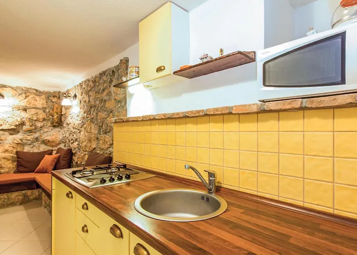 Stunning In Mošćenička Draga